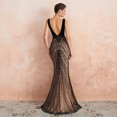 Elegant Black Fitted Maxi Formal Evening Dress EN3403