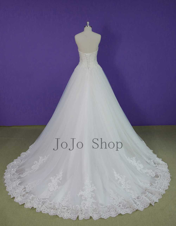 Ball Gown Lace Wedding Dress with Sweetheart Neckline RH1601