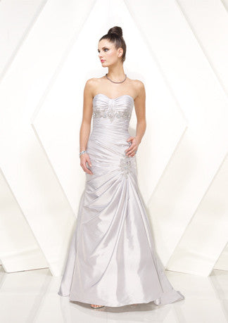 White Strapless A-Line Formal Prom Evening Dress HB149A Size 18W / White White Strapless A-Line Formal Prom Evening Dress HB149A Size 18W / White
