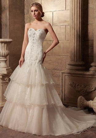 Strapless Fit and Flare Dress with Tiered Skirt | HL1015 Size 6 / White Strapless Fit and Flare Dress with Tiered Skirt | HL1015 Size 6 / White