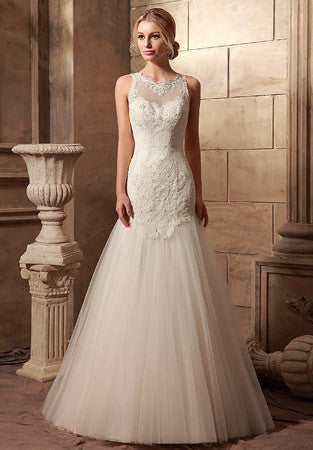 Vintage Lace Fitted A-line Dress | HL1018 Size 12 / White Vintage Lace Fitted A-line Dress | HL1018 Size 12 / White