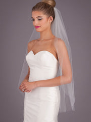 Short Fingertip One Layer Tulle Wedding Veil