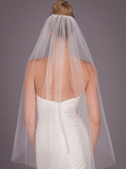 Short Fingertip One Layer Tulle Wedding Veil