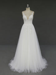 Destination Lace Wedding Dress with Open Back RD2003
