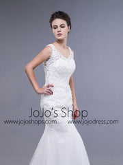 Simple Lace Fit and Flare Dress with Keyhole