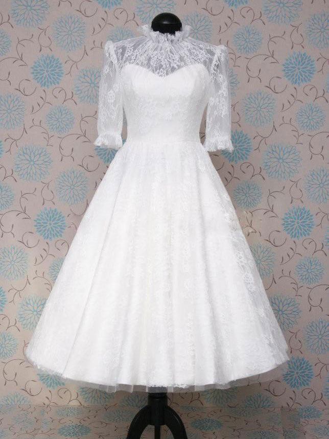 Victorian Style Retro Modest Tea Length Lace Dress With Mid Sleeves Size 16 / White Victorian Style Retro Modest Tea Length Lace Dress With Mid Sleeves Size 16 / White