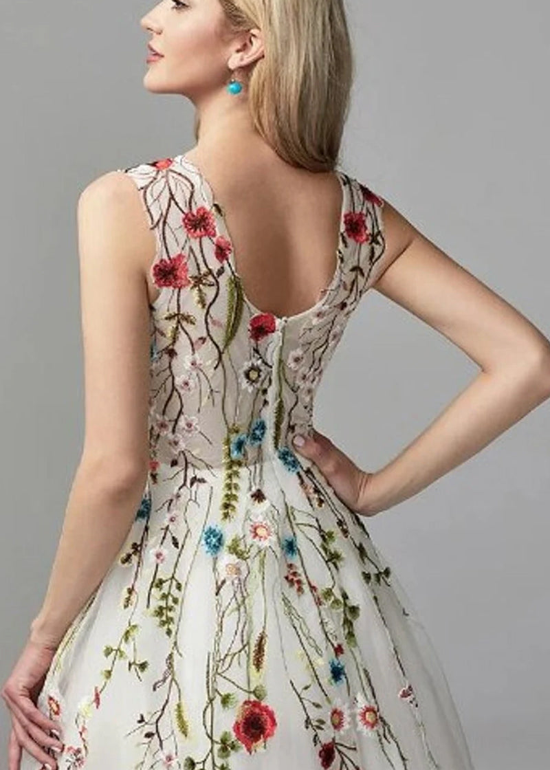 Boho Wedding Dress with Botanical Embroidery ET3041