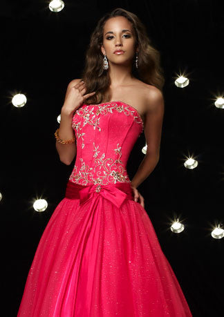 Strapless Emboridered Ball Gown Home Coming Dress HB116A