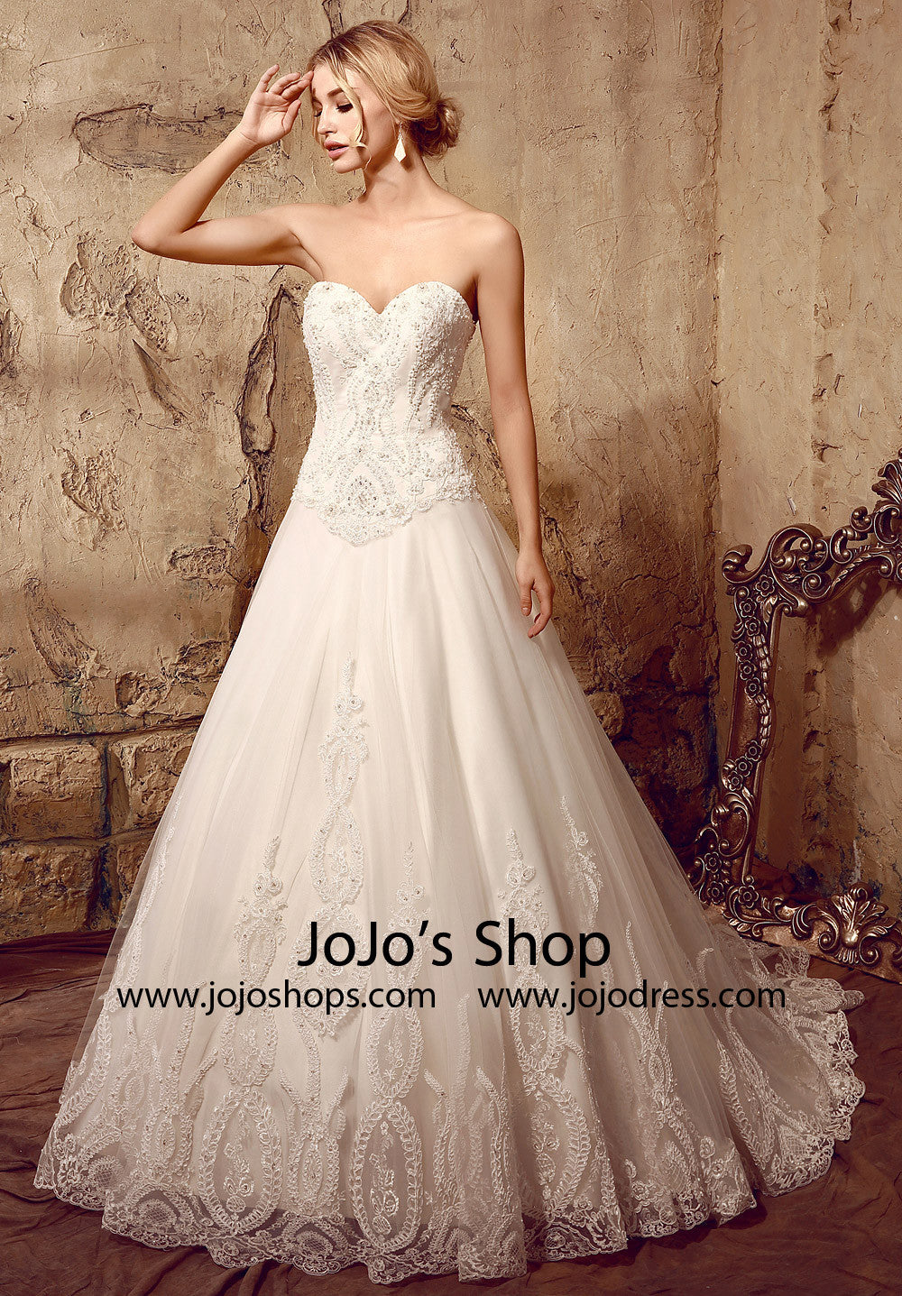 Timeless Strapless Lace Dress with Sweetheart Neckline | HL1014
