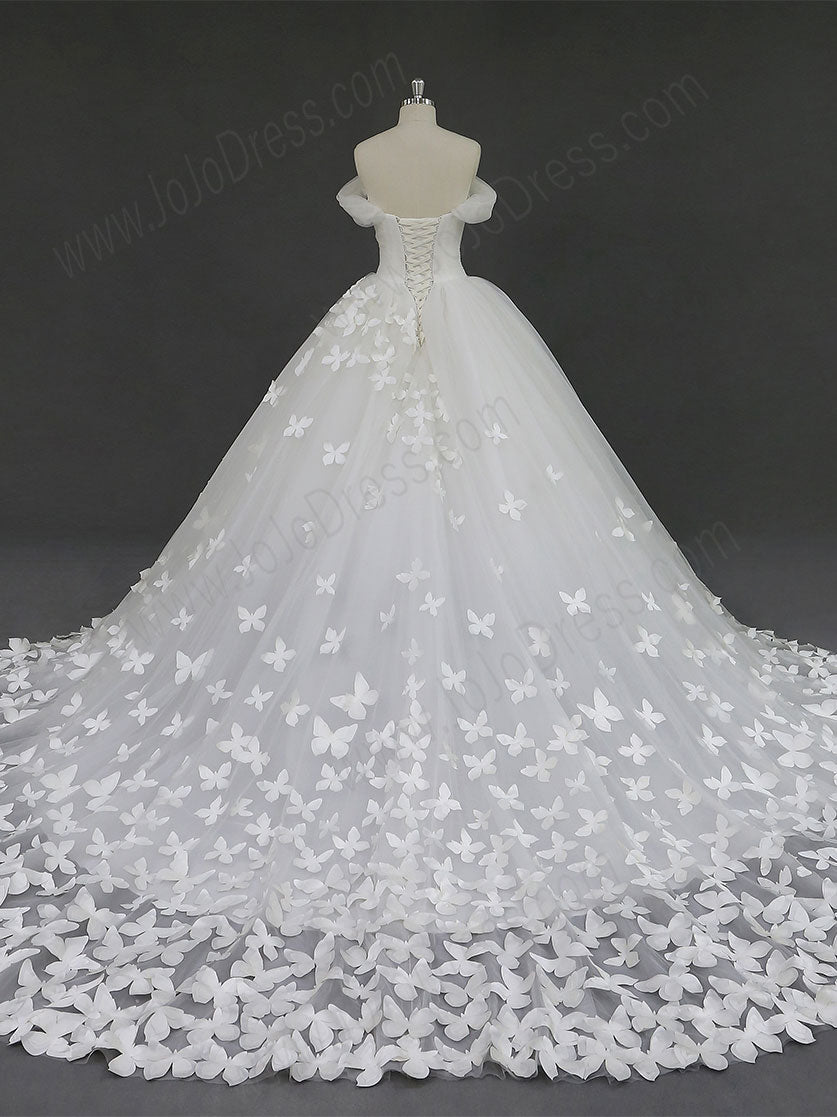 Butterfly Princess Ball Gown Wedding Dress RD2002 Size 4 / Ivory Butterfly Princess Ball Gown Wedding Dress RD2002 Size 4 / Ivory