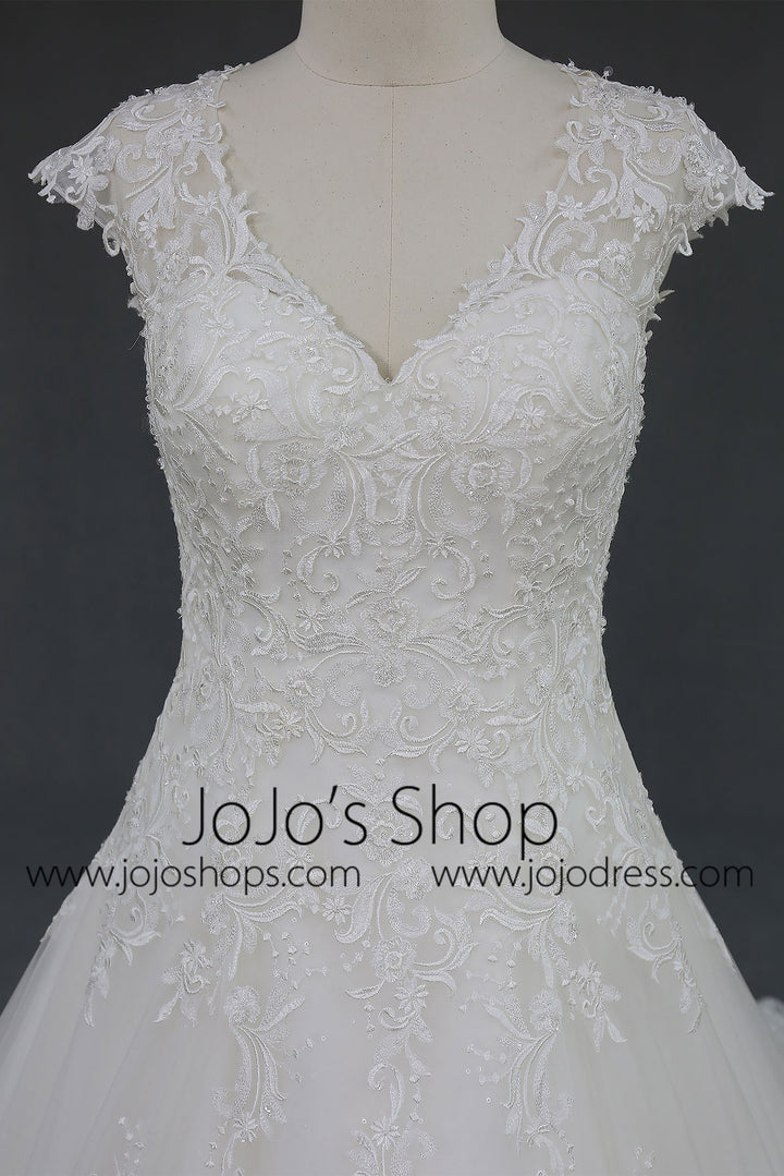 Lace Ball Gown Wedding Dress with Cap Sleeves RD2001