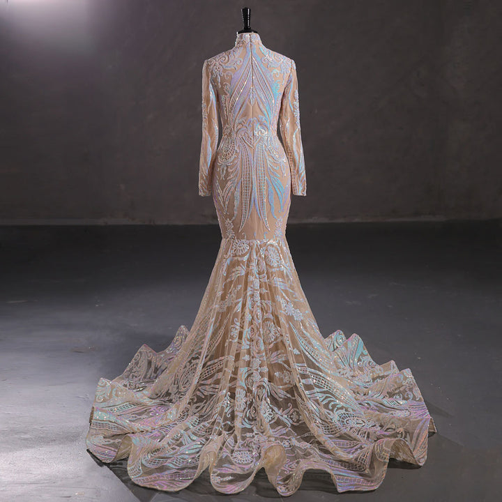 Hot Long Iridescent Sequins Lace Formal Evening Dress with Halter Neck EN5411