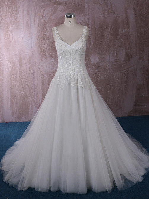 Sweetheart Lace Ball Gown Dress with Lace Straps | QT85251