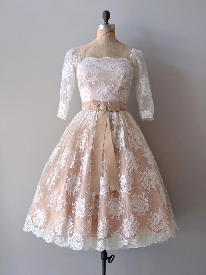 Retro Modest Mocha Lace Short Wedding Dress with Long Sleeves